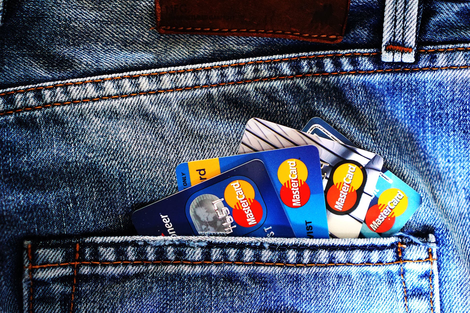 Here are some tips to help you use your credit card wisely: