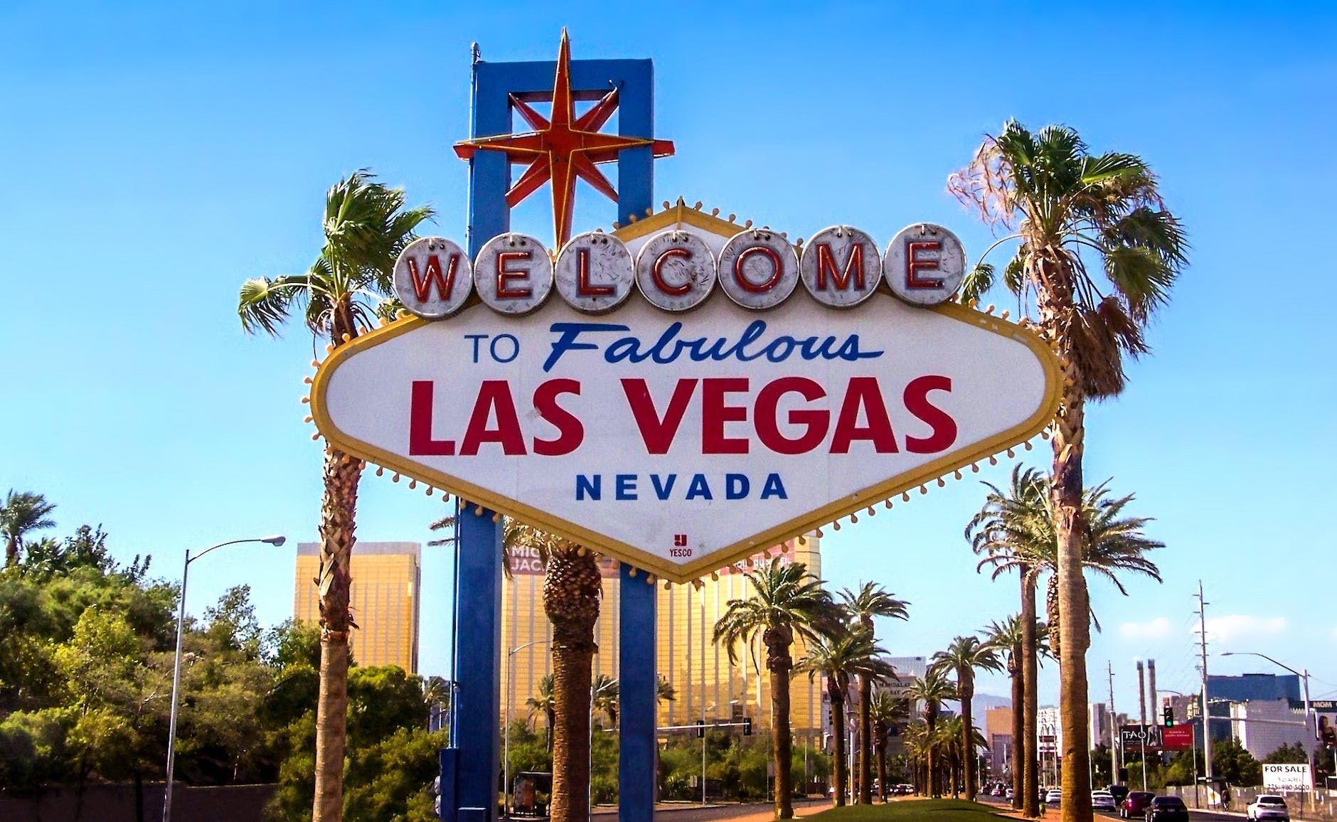 Las Vegas living guide. Known for its vibrant world-class entertainment.