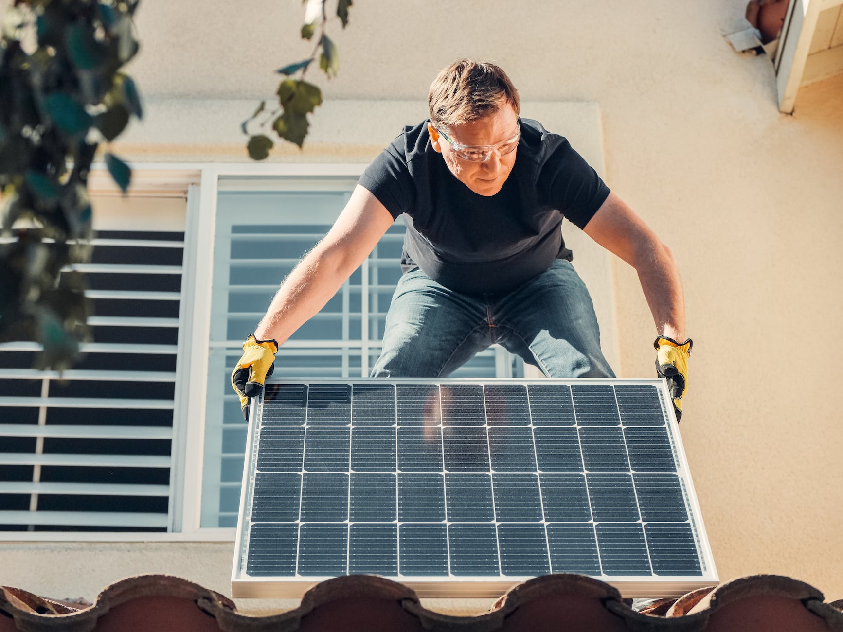 Whether or not installing solar panels at home is worth it depends on a variety of factors, such as your location, energy usage, and the cost of electricity in your area. Here are some points to consider